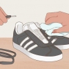 Pulizia delle gazzelle adidas