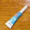 Riparazione di crepe nella plastica