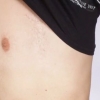 Mettere lo spray per il corpo