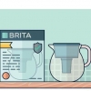 Utilizzando una brocca d'acqua brita