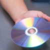 Riparare un cd con il dentifricio