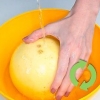 Tagliare un melone