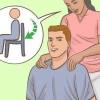 Fare un massaggio alle spalle