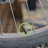 Gonfia le gomme della bicicletta