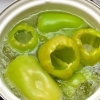 Preparazione dei peperoni ripieni