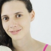 Come ottenere i capelli mossi durante la notte intrecciandoli