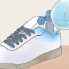 Togliere le macchie dai jeans dalle scarpe