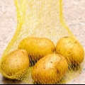 Preparare gli spicchi di patate