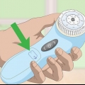 Inserire le batterie correttamente
