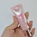 Applicare la crema bb