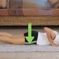 Esecuzione della posa del cobra yoga