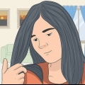 Tingere i capelli castano scuro o neri biondo platino o bianco