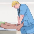 Tappare una caviglia come un allenatore sportivo