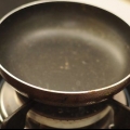 Fare una frittata leggera con tre uova