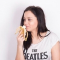 Calma un'ulcera con le banane