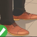 Camminare con un nuovo paio di scarpe