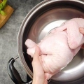 Cucinare il pollo