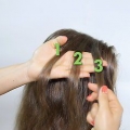 Intrecciare perline tra i capelli