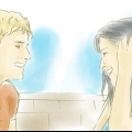 Sussurrando con un ragazzo da adolescente