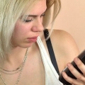 Trattare con capelli spessi, ruvidi o mossi