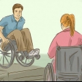 Essere indipendente come persona su sedia a rotelle