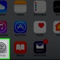 Su un ipad, attiva o disattiva la funzione della tastiera divisa