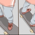 In piedi su uno skateboard