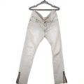 Indossare jeans attillati
