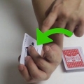 Lanciare carte da gioco