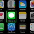 Interrompi la condivisione della tua posizione su un iphone