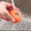 Affettare i pomodori