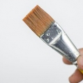 Mescolando diversi colori di vernice acrilica l'uno nell'altro