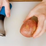 Pelare le patate