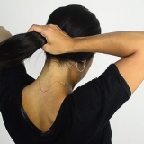 Sbarazzati dei capelli crespi