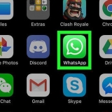 Elimina tutti i media su whatsapp