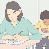 Tutti prendono a al liceo