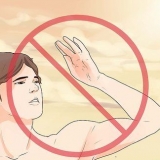 Prevenire l'abbronzatura quando si è molto fuori casa