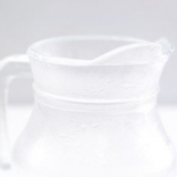 Preparare acqua al limone o lime