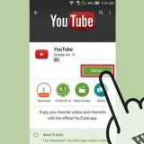 Imposta la foto di sfondo del tuo canale youtube