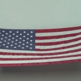 Piegare la bandiera americana