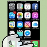 Usa l'altoparlante del tuo iphone quando effettui una chiamata