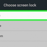 Rimuovere il pulsante di chiamata di emergenza su android