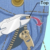 Realizzare la cerniera di un jeans