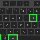 Modifica del fuso orario in linux