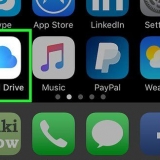 Salva e leggi documenti su un iphone
