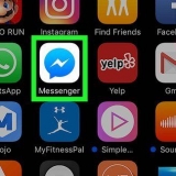 Fingere di essere offline su facebook