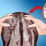 Tingere i capelli biondo scuro