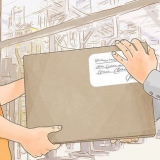 Scrivi un indirizzo su un pacco