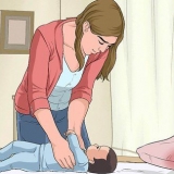 Tenendo un bambino