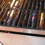 Pulizia di un barbecue a gas